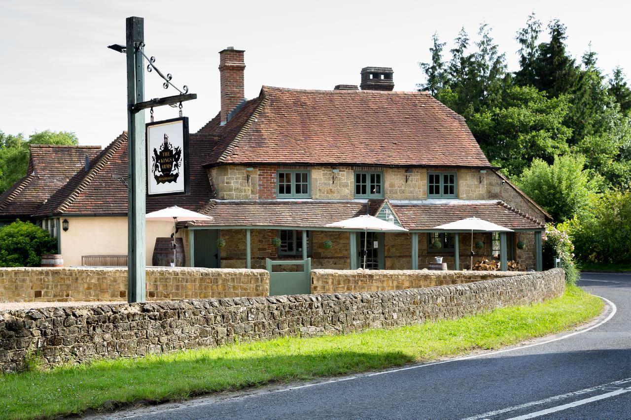 The Kings Arms 호텔 펀허스트 외부 사진