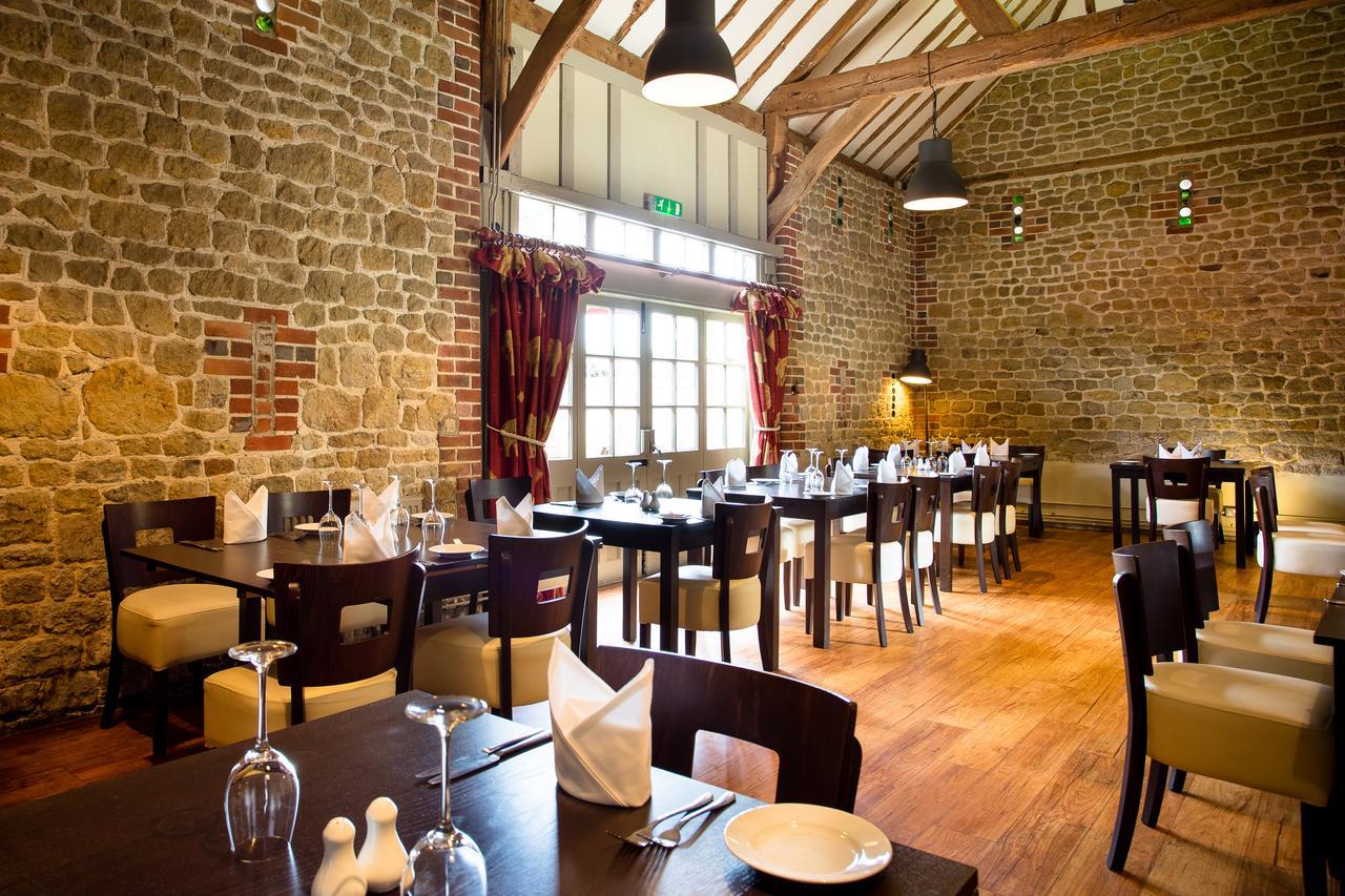 The Kings Arms 호텔 펀허스트 외부 사진